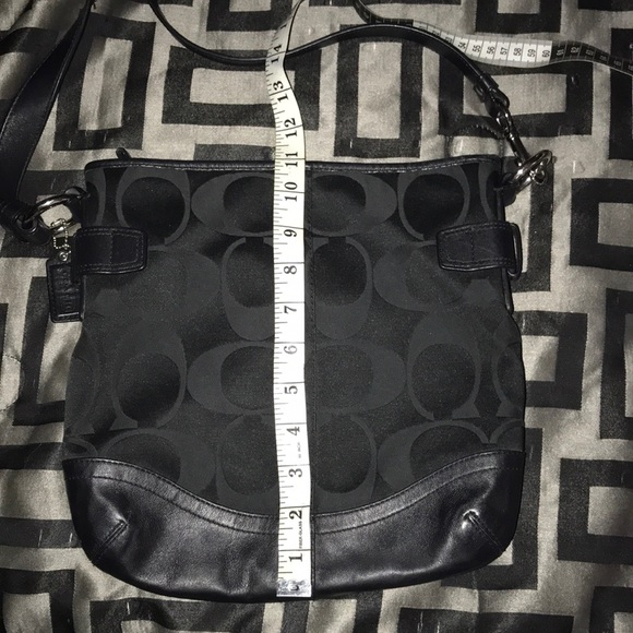 Authentic Coach crossbody purse - Picture 8 of 8